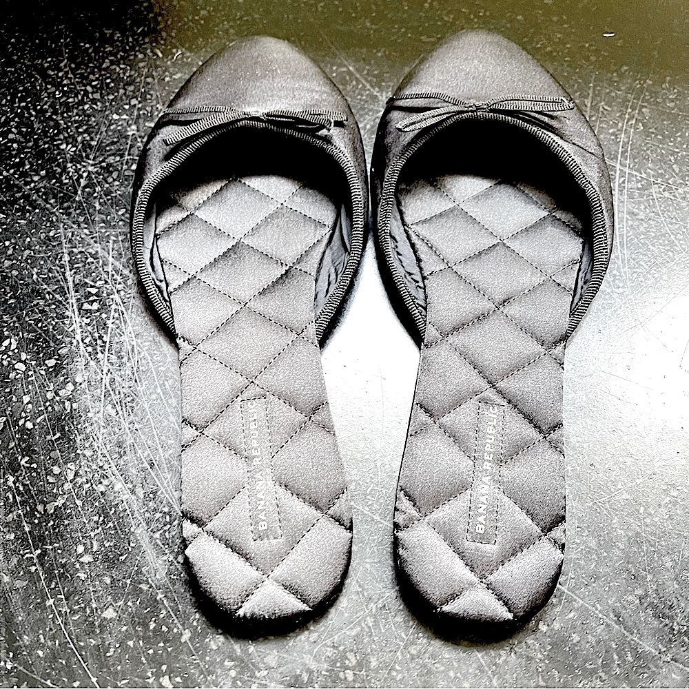👣 Comfortable indoor slippers, made with leather and silk. Size 7.5 to 8